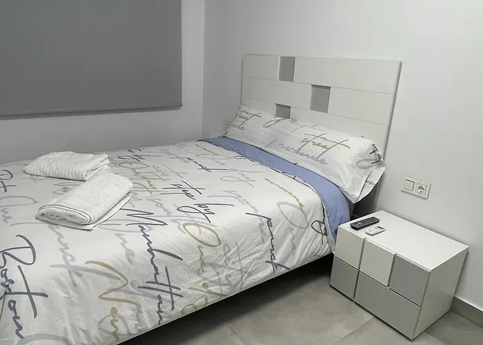 Piso De Lujo En Primera Linea De Playa Y Garaje Apartment Cádiz