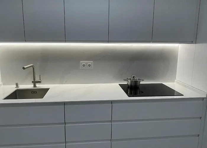 Apartamento Piso De Lujo En Primera Linea De Playa Y Garaje