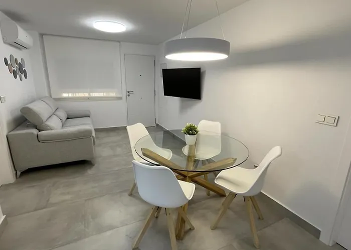 Piso De Lujo En Primera Linea De Playa Y Garaje Cádiz