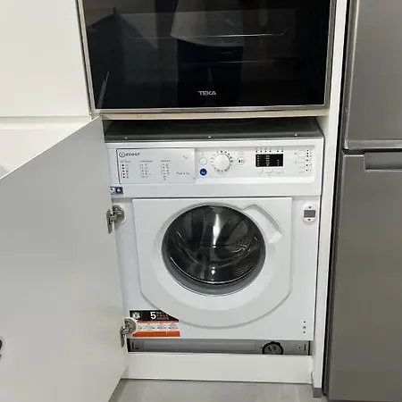 Piso De Lujo En Primera Linea De Playa Y Garaje Apartmán Cádiz