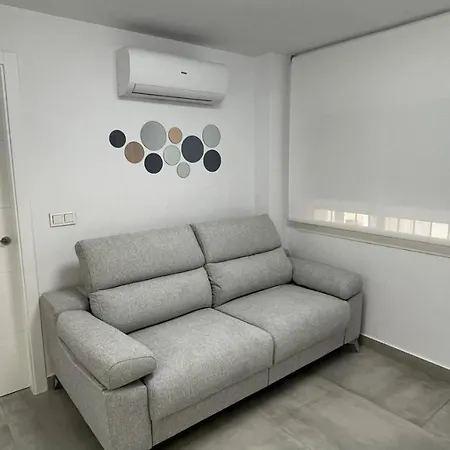 Piso De Lujo En Primera Linea De Playa Y Garaje Cádiz