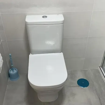 Piso De Lujo En Primera Linea De Playa Y Garaje *