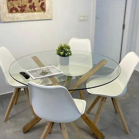 Piso De Lujo En Primera Linea De Playa Y Garaje *