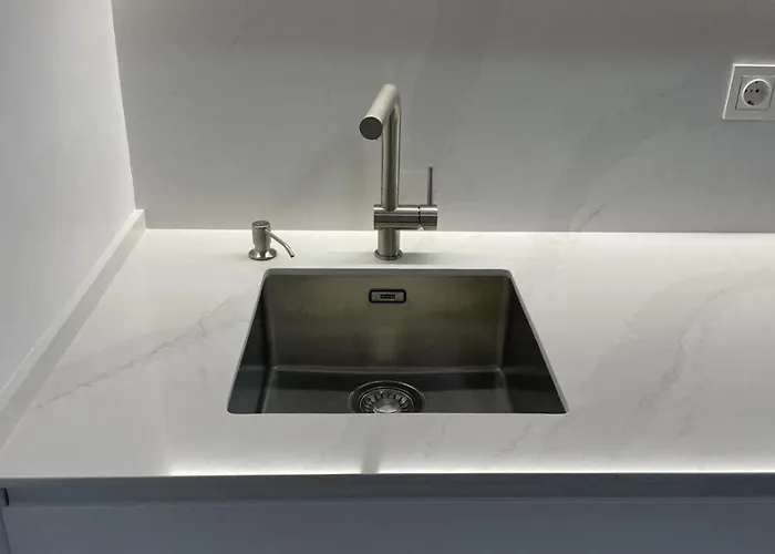 Piso De Lujo En Primera Linea De Playa Y Garaje * Cádiz